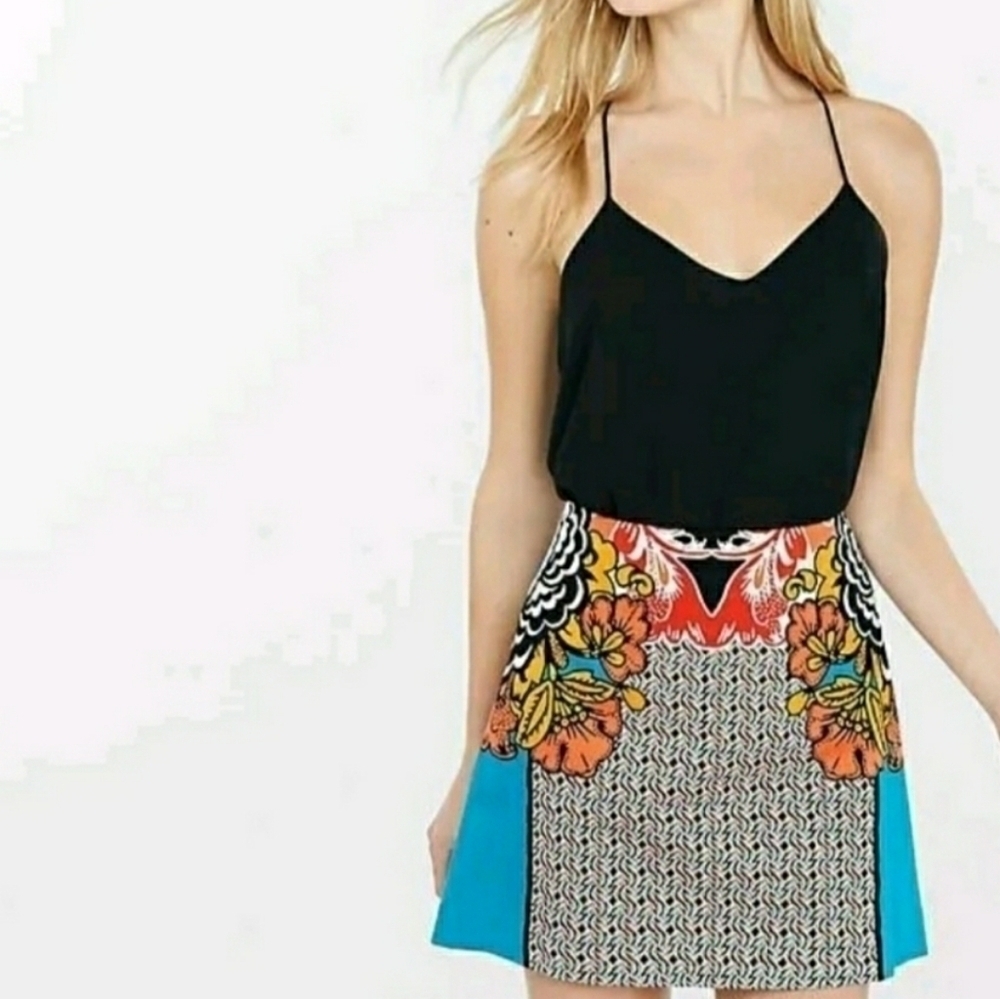 Boho Floral Mini Skirt Express Size 2
